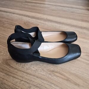 Jessica Simpson Black Ballet Flats with Straps